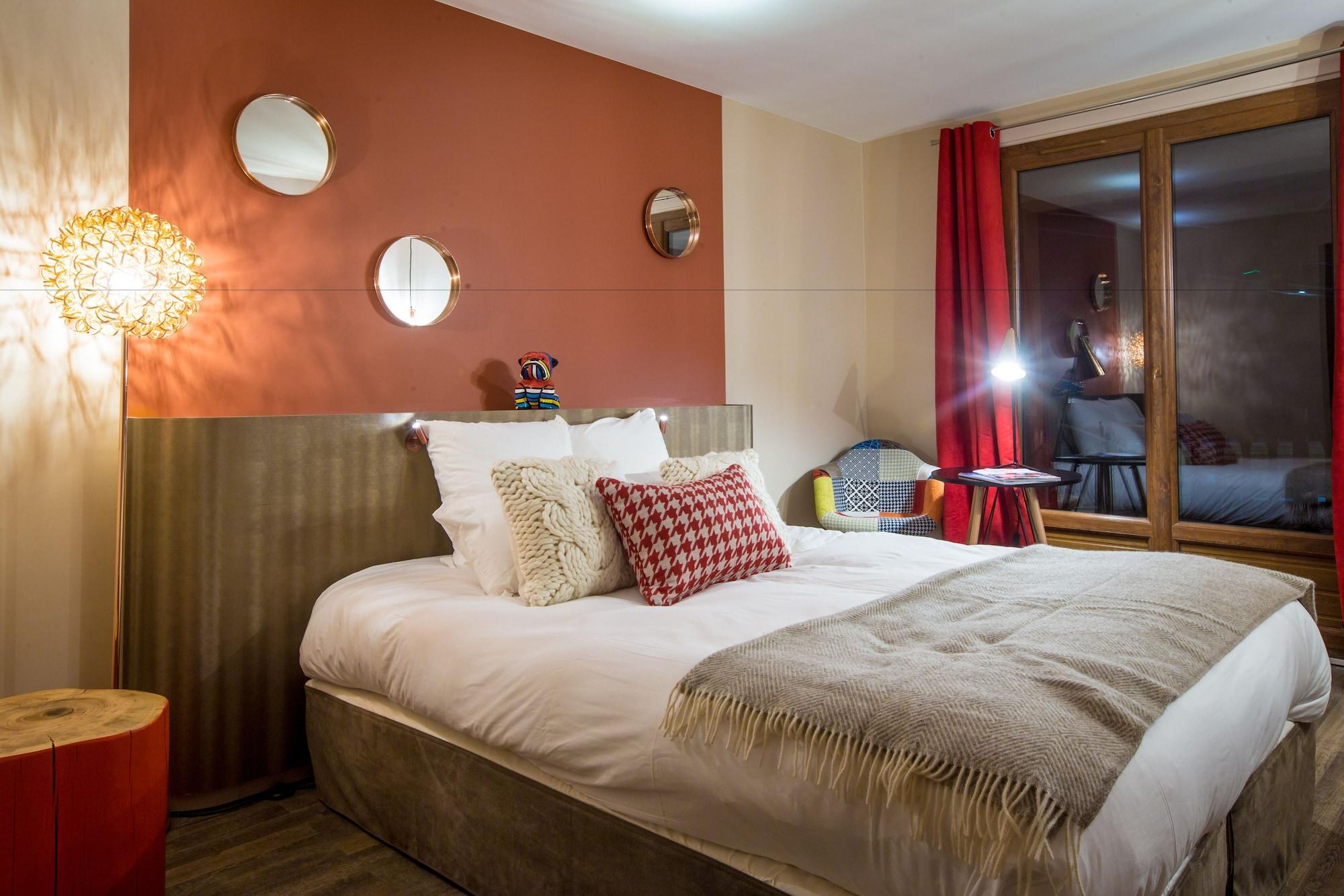 Grandes Rousses Hotel & Spa Alpe d'Huez Dış mekan fotoğraf A bedroom at the hotel