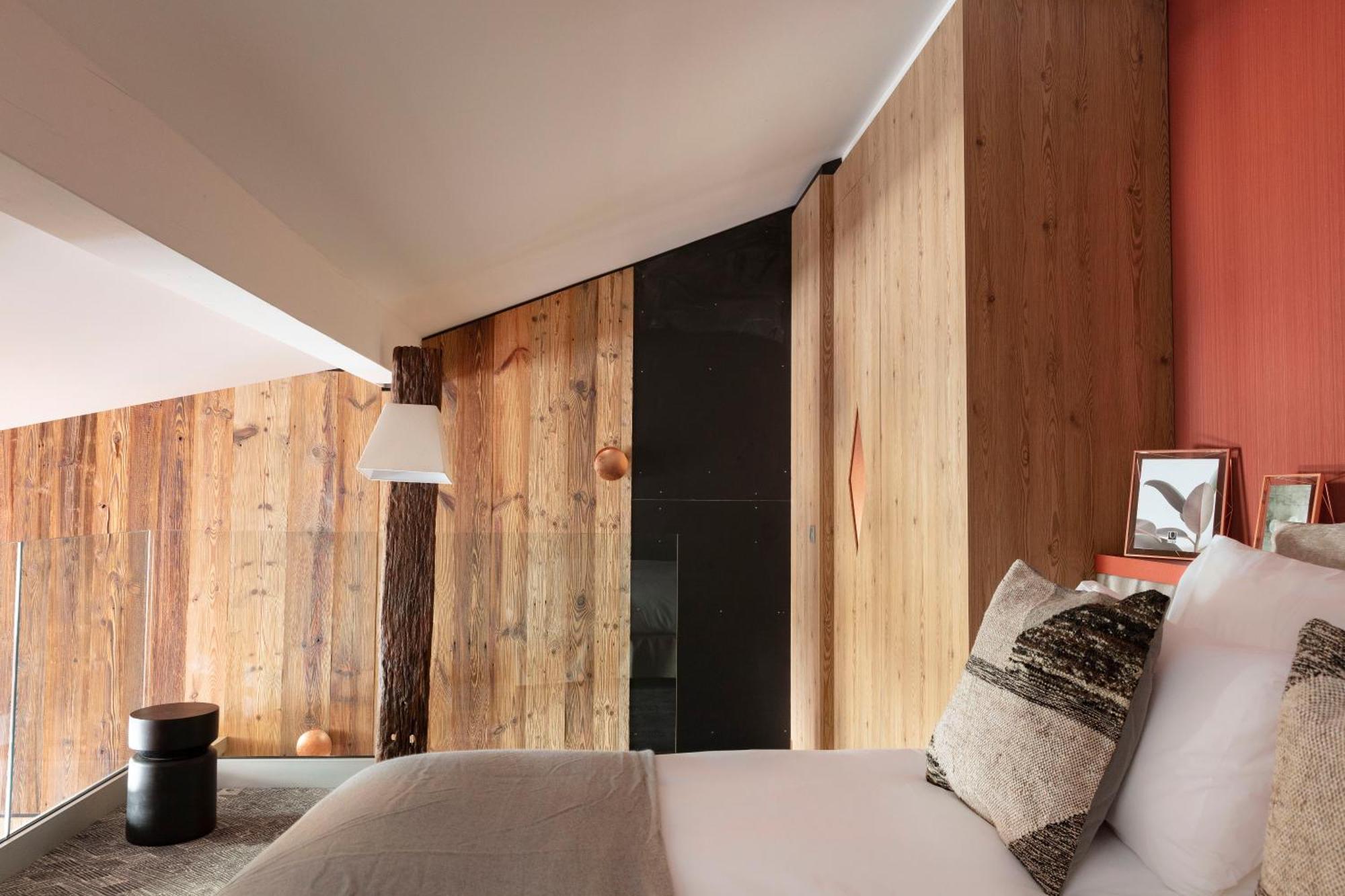 Grandes Rousses Hotel & Spa Alpe d'Huez Dış mekan fotoğraf A bedroom at the hotel
