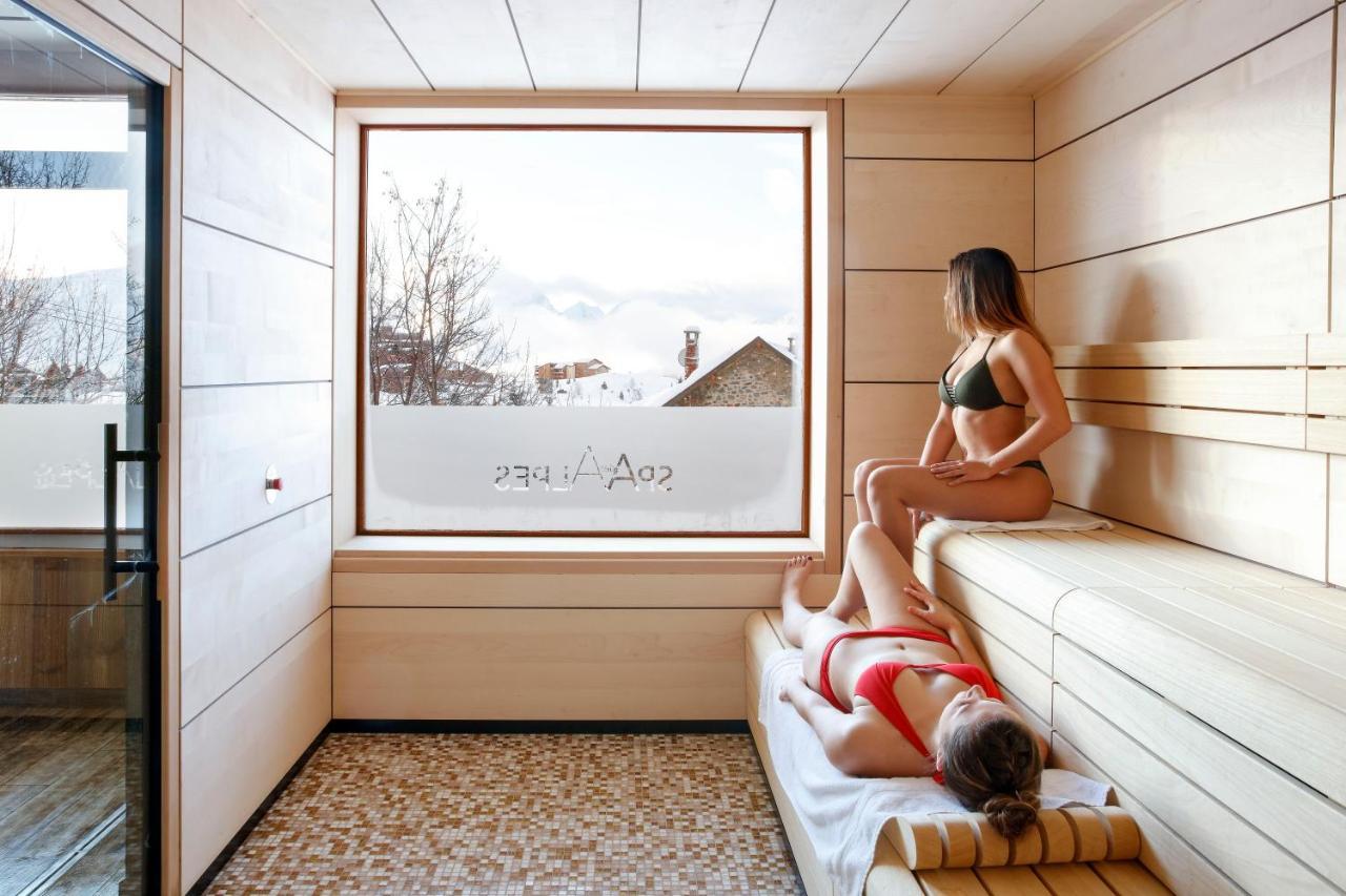 Grandes Rousses Hotel & Spa Alpe d'Huez Dış mekan fotoğraf A steam room