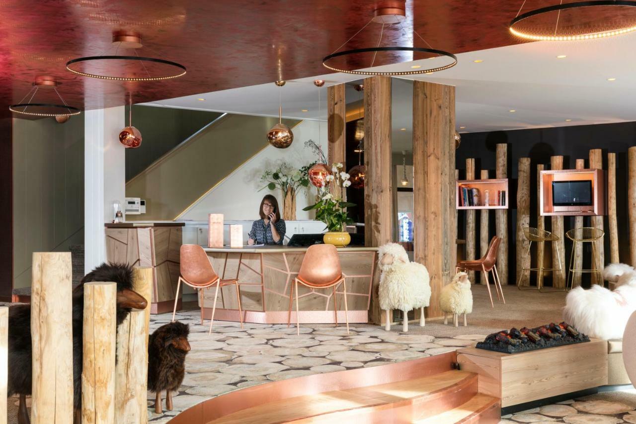 Grandes Rousses Hotel & Spa Alpe d'Huez Dış mekan fotoğraf The lobby of the hotel
