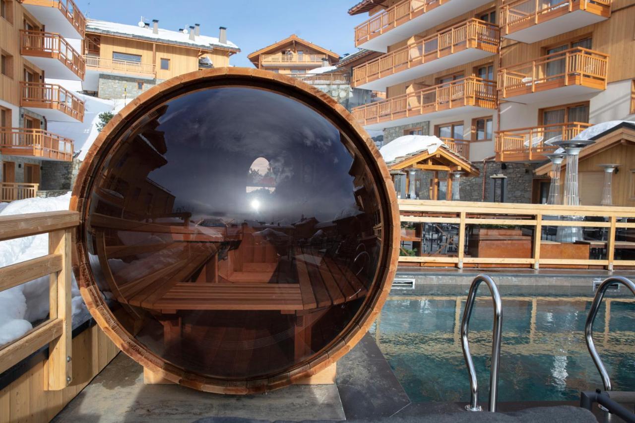 Grandes Rousses Hotel & Spa Alpe d'Huez Dış mekan fotoğraf A barrel sauna
